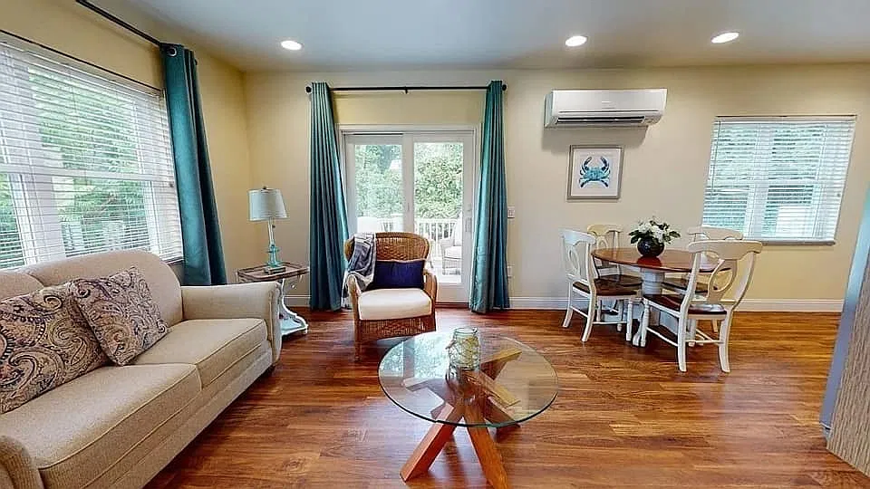 2 bed, $3,000 — Photo 4