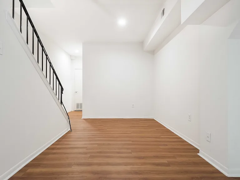 Liberty View Apartments — Photo 7