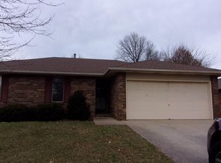 1205 W Lindberg St, Springfield, MO 65807