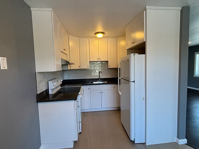 4711 Callan Blvd #16 — Photo 6
