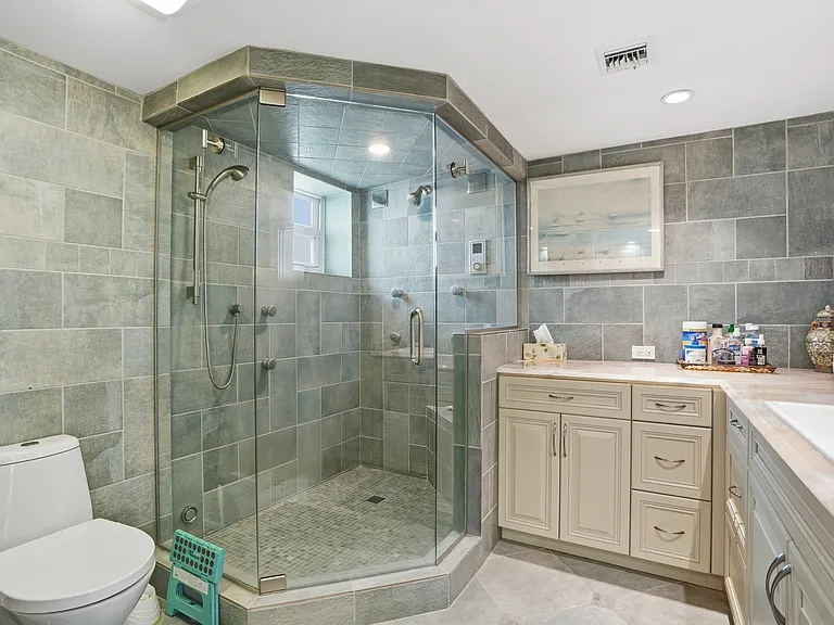 6101 Pelican Bay Blvd #1 — Photo 32