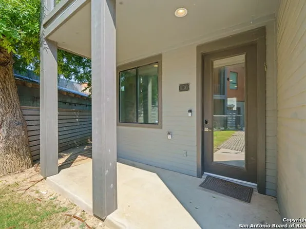 1136 E Euclid Ave, San Antonio, TX 78212