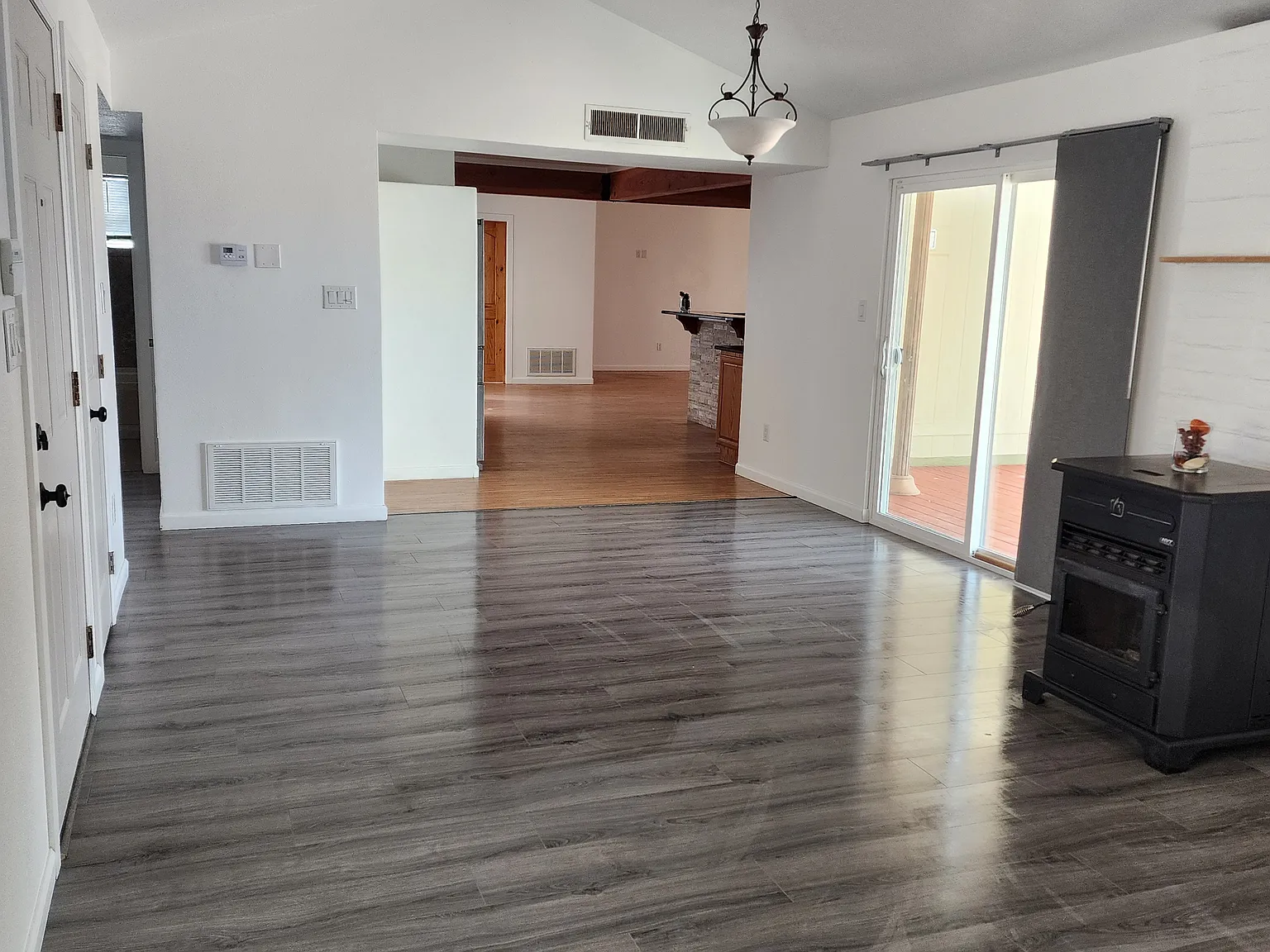 360 Alda Rd SE — Photo 4