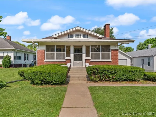 245 S Gospel Street, Paoli, IN 47454