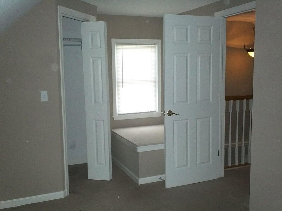 1st image of 1607 Carolina St