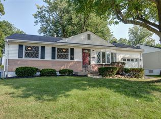8230 Marvale Ln, Saint Louis, MO