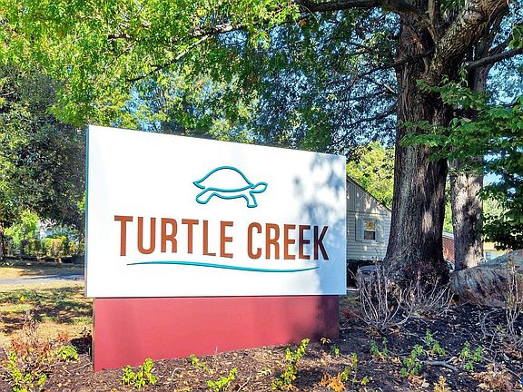 3rd image of 141 Green Turtle Ln APT 11