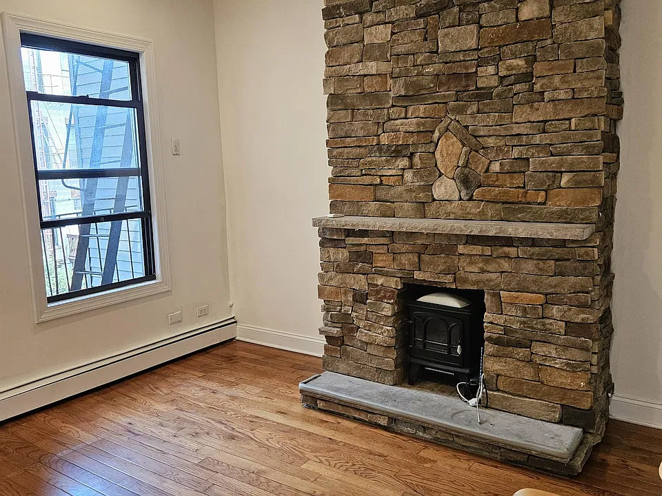 78 Sutton St #2