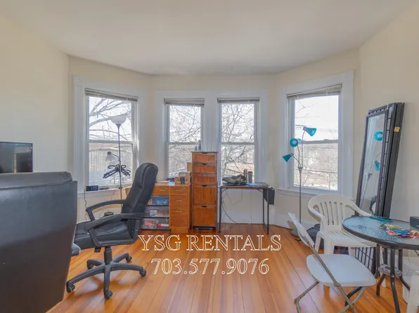 102 Cypress St, Brookline, MA