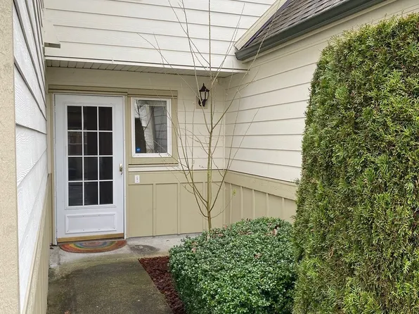 1600 121st Street NE #W107, Everett, WA 98208