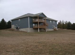 613 S Madison Ave, Hartington, NE 68739