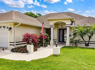 455 Mohawk Trl, Merritt Island, FL 32953