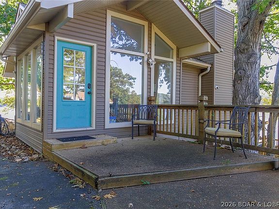 2nd image of 2441 Mohawk Ln