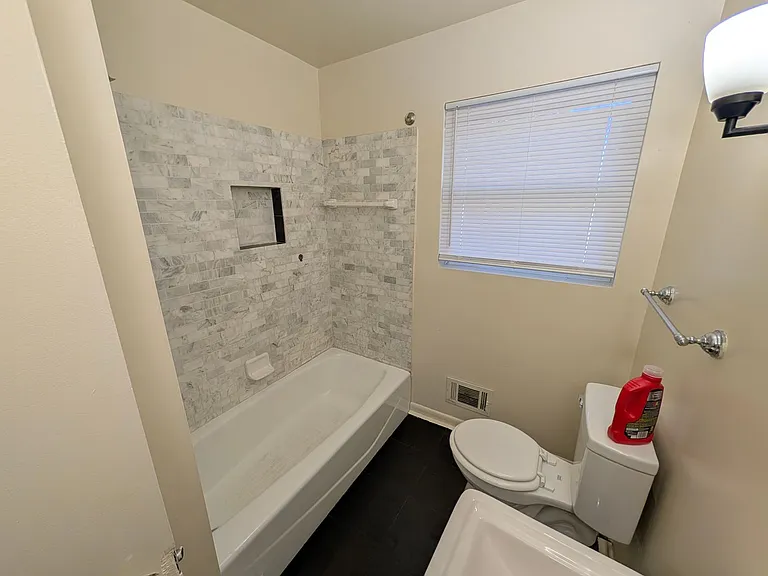 2311 Plantation Dr — Photo 5