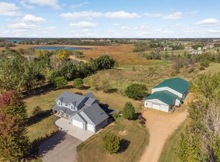 1376 Langford Trl, New Prague, MN 56071