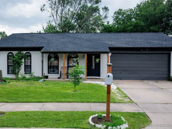 2428 S 121st Ave E, Tulsa, OK 74129