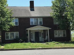 2153 Memorial Ct, Kingsport, TN 37664