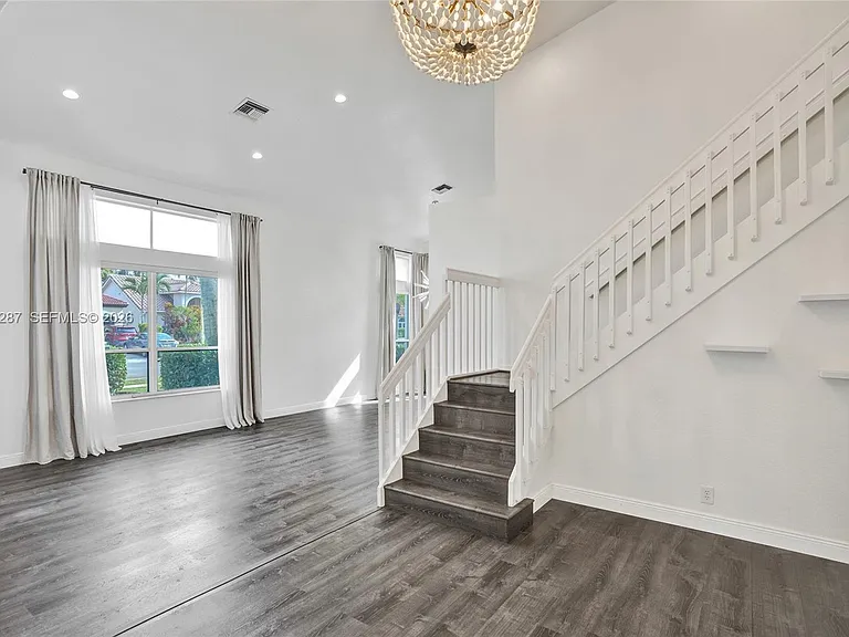 740 Cypress Pointe Dr E — Photo 3