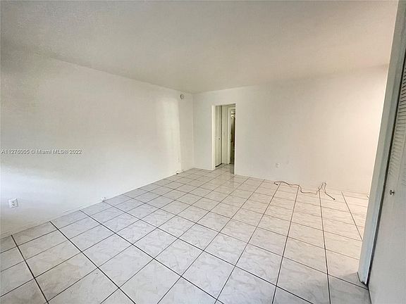 5th image of 1500 NE 127th St APT 103