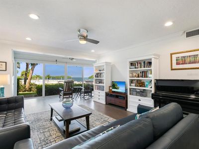 600 Sutton Pl APT 103B, Longboat Key, FL, 34228