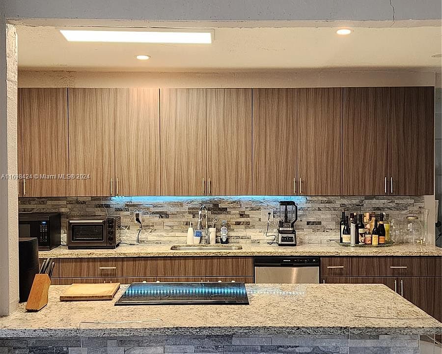 1st image of 486 W Evanston Cir #B