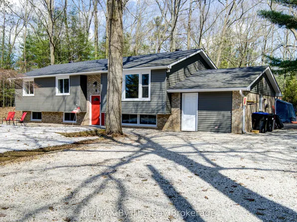 9 Frederick Dr, Wasaga Beach, ON L9Z 1P9