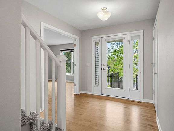 3rd image of 5734 Rosslare Ln