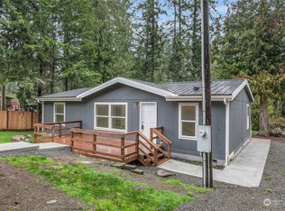 13906 166th Ave SE, Rainier, WA