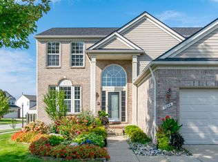 7255 Essex Dr, Ypsilanti, MI 48197