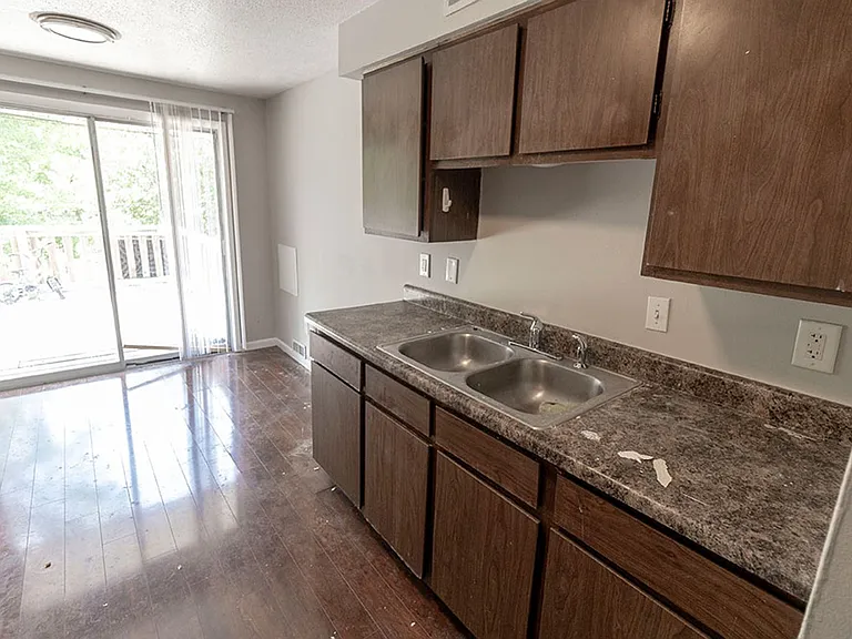 1309 N Golf Blvd #B — Photo 8