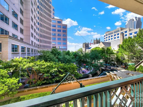 530 N Church St, Charlotte, NC 28202