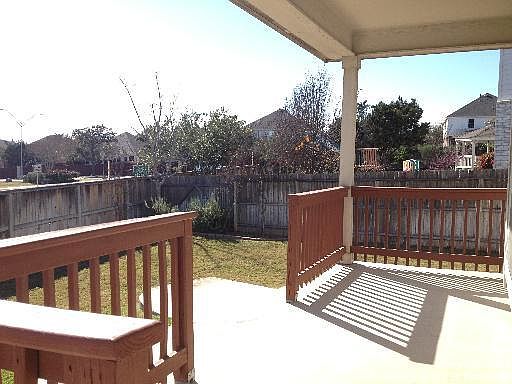 5th image of 2810 Encino Frst