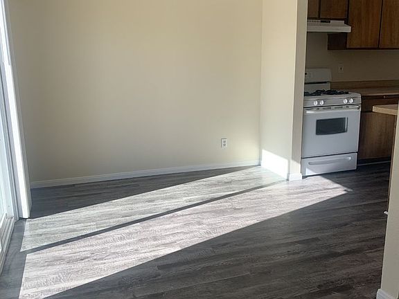 5th image of 6655 Sunset Rd APT G