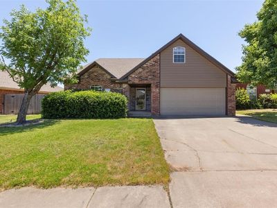 316 SE 6th St, Moore, OK, 73160