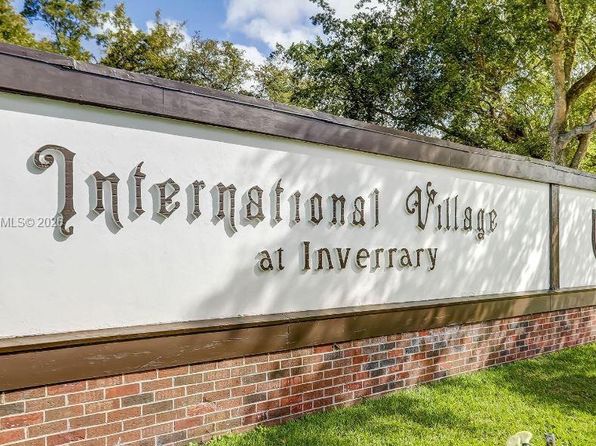 3670 Inverrary Dr APT 2C