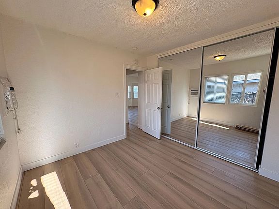 2nd image of 15635 Curtis Ave