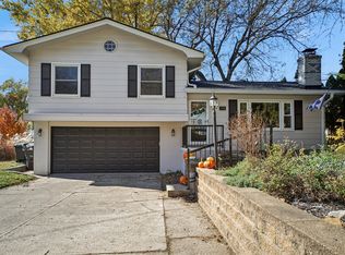 114 SW 52nd St, Des Moines, IA 50312