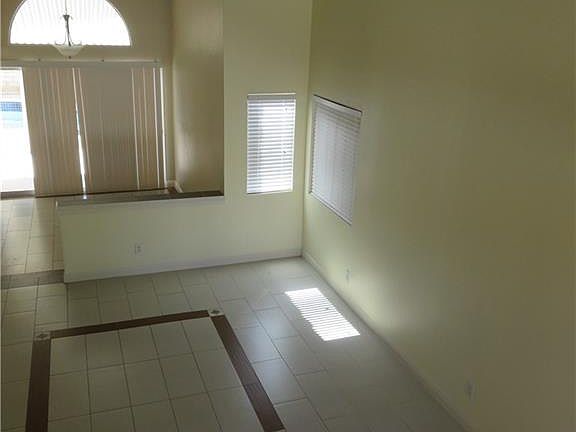 3rd image of 10005 Biscayne Ln