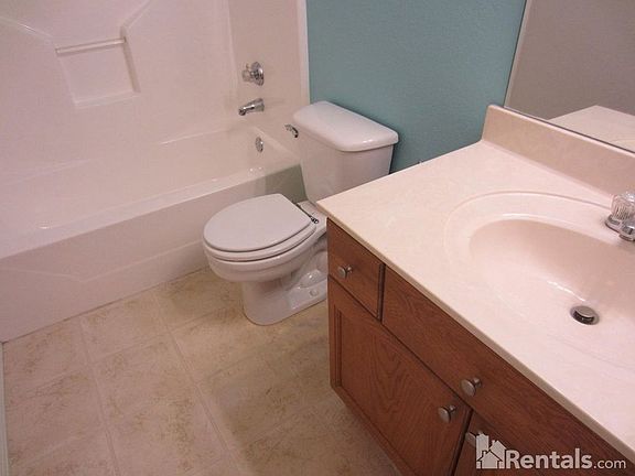 5th image of 169 Cottonwood Ln