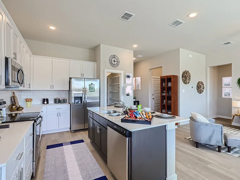The Residences at Fresh Meadows — Photo 95
