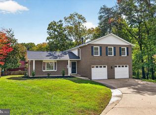 6661 Newchandler Ct, Burke, VA 22015
