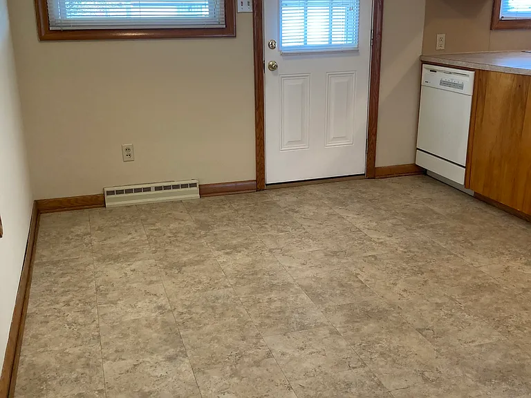 923 Logan St NW #1 — Photo 9