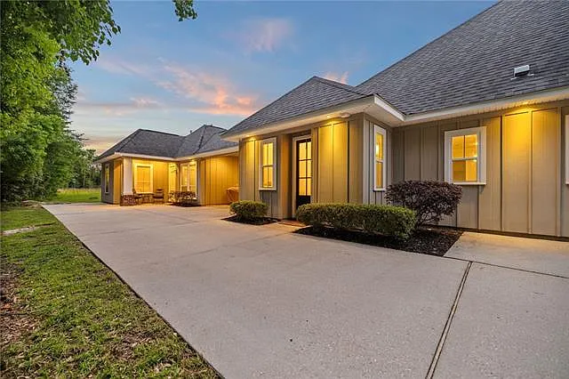 1029 Spring Haven Ln — Photo 39