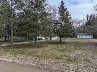 3578 Bittersweet Dr, Columbiaville, MI 48421