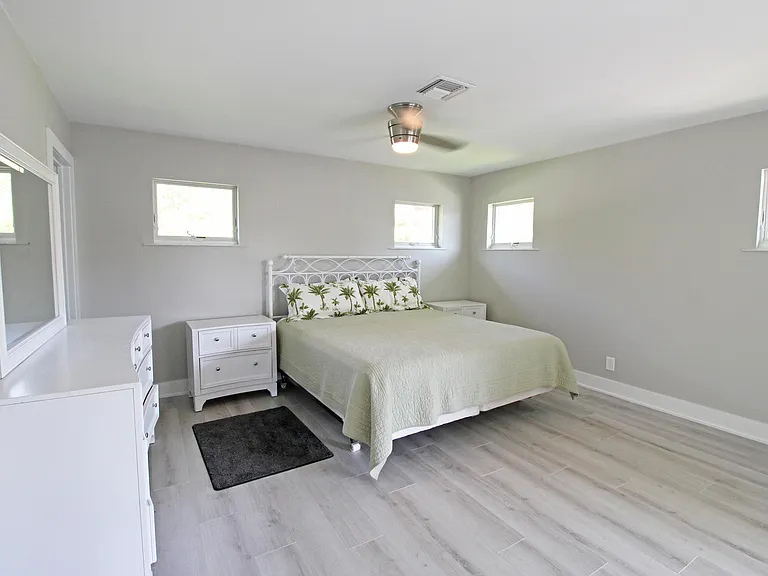 106 Periwinkle Dr — Photo 12