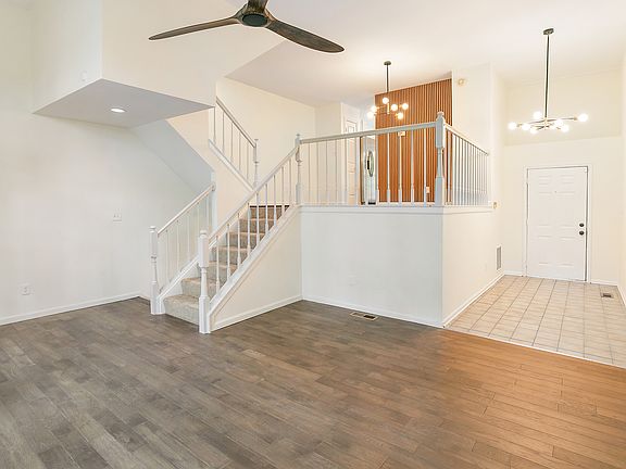 3rd image of 13417 Silver Moon Way