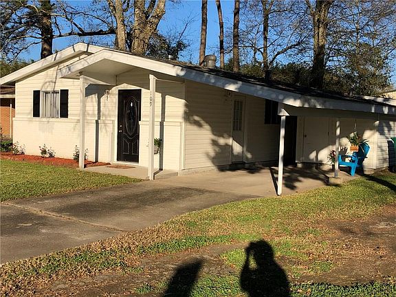 2nd image of 109 Arkansas St