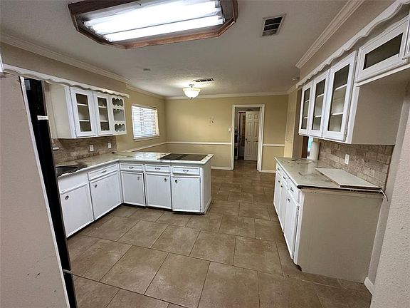 5th image of 1011 Whitestone Lane