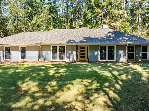 155 Aspen Way, Fayetteville, GA 30214