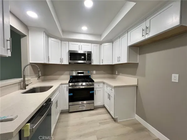2350 Osbun Rd Unit 64, San Bernardino, CA 92404